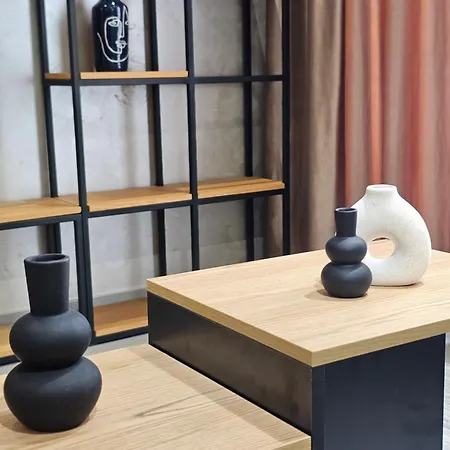 Valentino Noir * 티라나